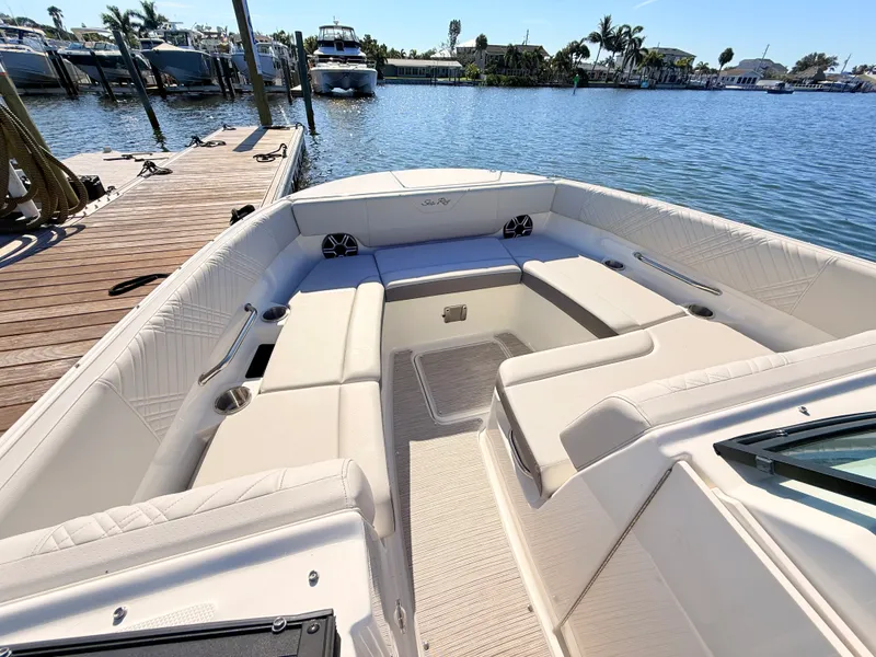 Slide: The Image of Sea Ray SDX 270 Outboard 2027 - 52