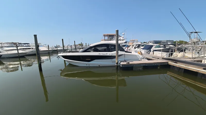 Slide: The Image of Galeon 375 GTO 2025 - 1