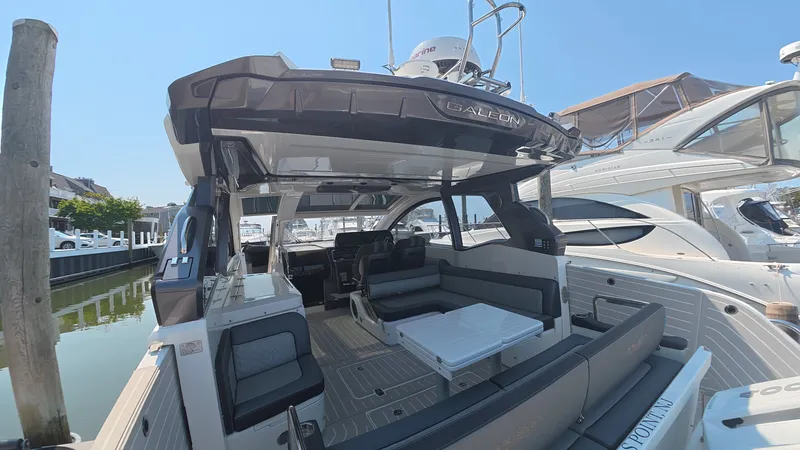 Slide: The Image of Galeon 375 GTO 2025 - 10