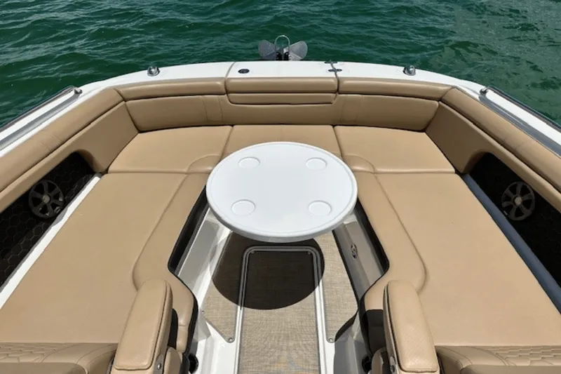 Slide: The Image of Sea Ray 290 SDX OB 2019 - 14