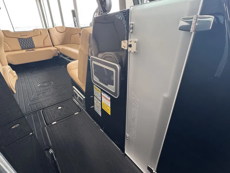 Slide: The Image of Mastercraft XT22 2026 - 24