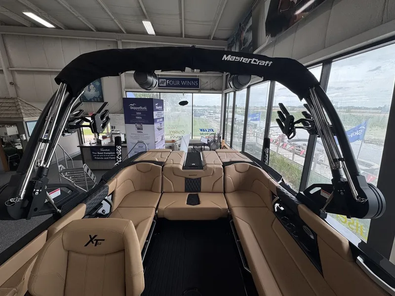 Slide: The Image of Mastercraft XT22 2026 - 32