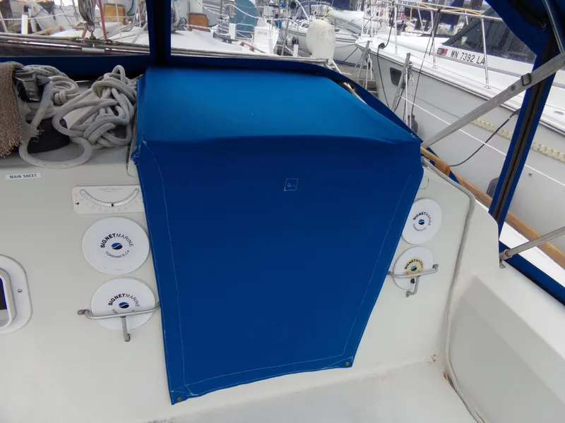 Slide: The Image of C&C 38 1980 - 10