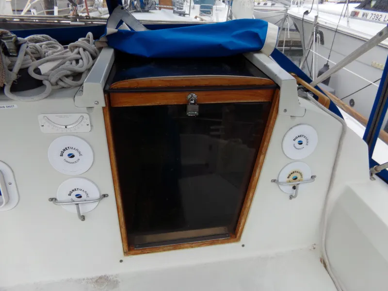 Slide: The Image of C&C 38 1980 - 11