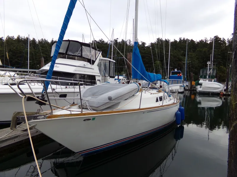 Slide: The Image of C&C 38 1980 - 4