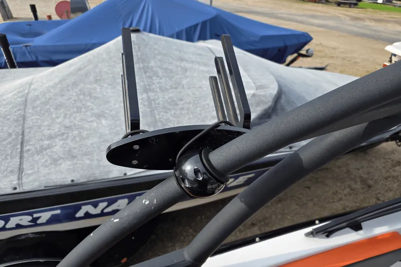 Slide: The Image of Scarab 215 HO IMPULSE 2016 - 9