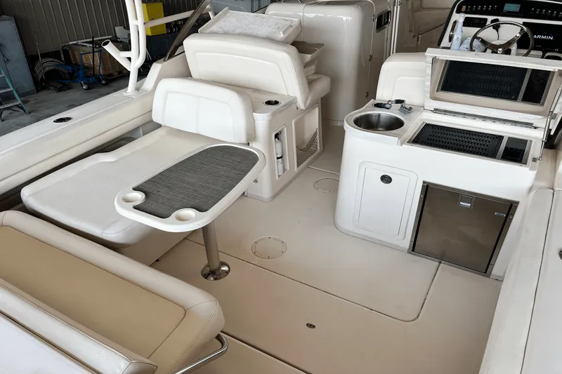 Slide: The Image of Grady-White 307 FREEDOM 2017 - 8