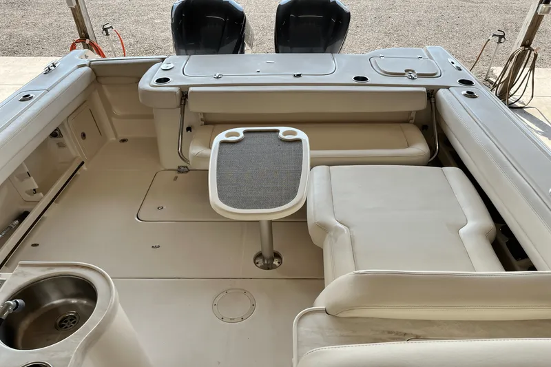 Slide: The Image of Grady-White 307 FREEDOM 2017 - 9