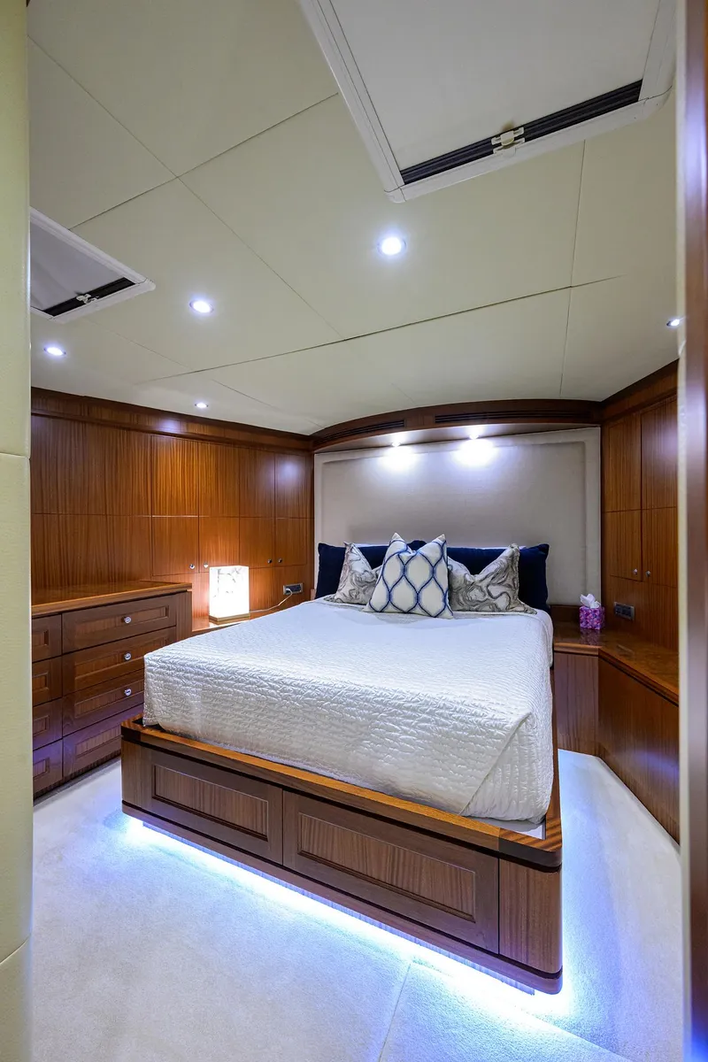 Slide: The Image of Ocean Alexander 90 Skylounge Motoryacht 2013 - 118