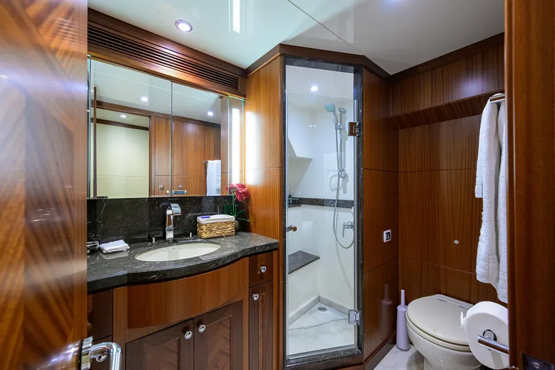 Slide: The Image of Ocean Alexander 90 Skylounge Motoryacht 2013 - 133