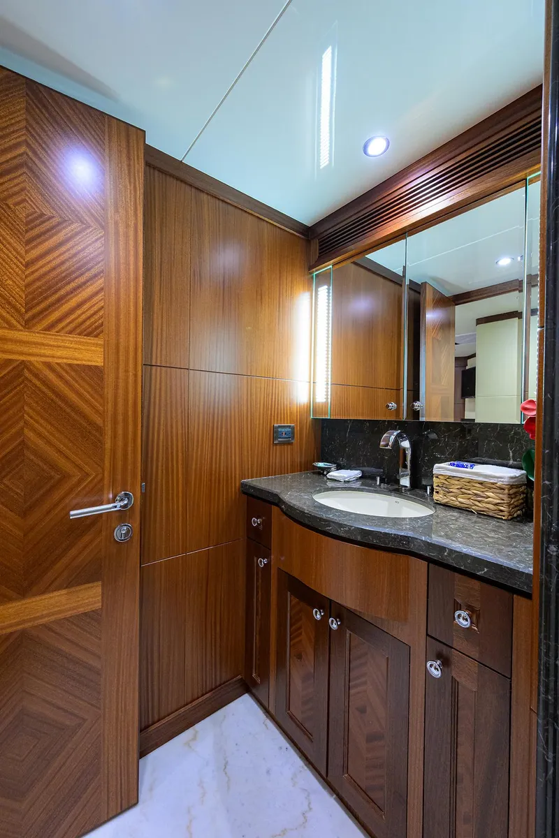 Slide: The Image of Ocean Alexander 90 Skylounge Motoryacht 2013 - 135