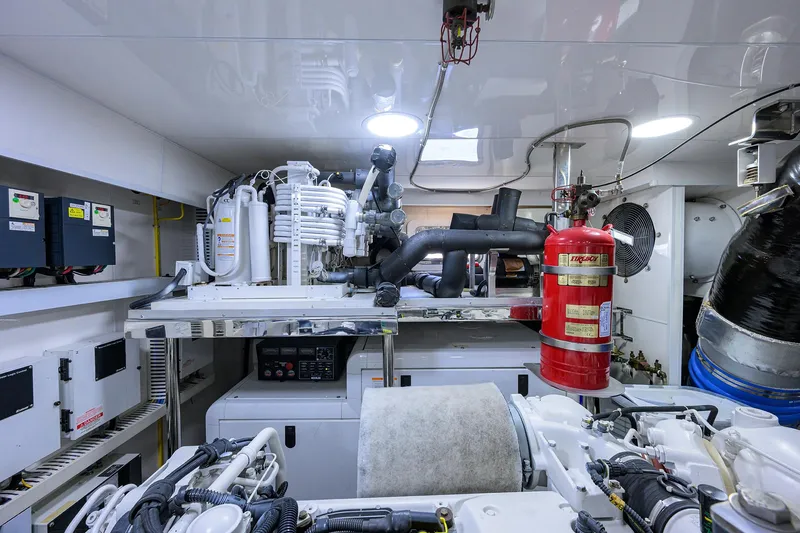 Slide: The Image of Ocean Alexander Sky Lounge 2013 - 110