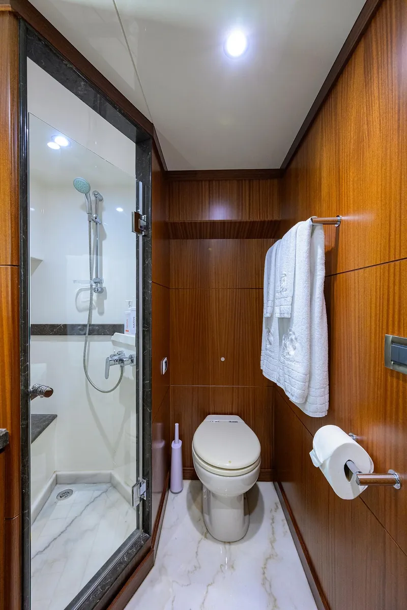 Slide: The Image of Ocean Alexander Sky Lounge 2013 - 134