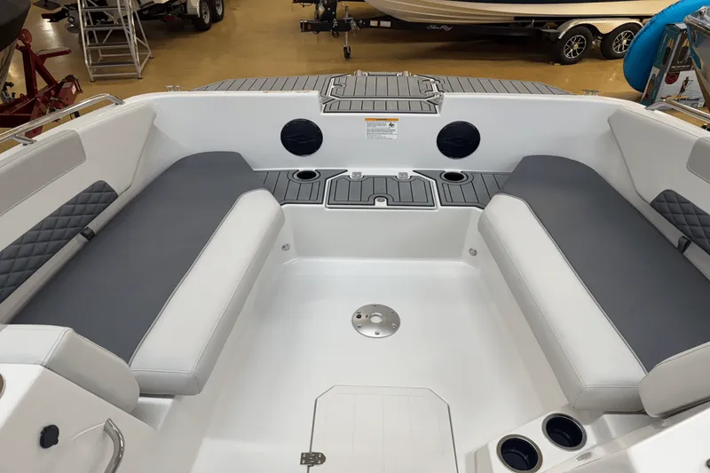 Slide: The Image of Starcraft SVX 171 OB 2026 - 8