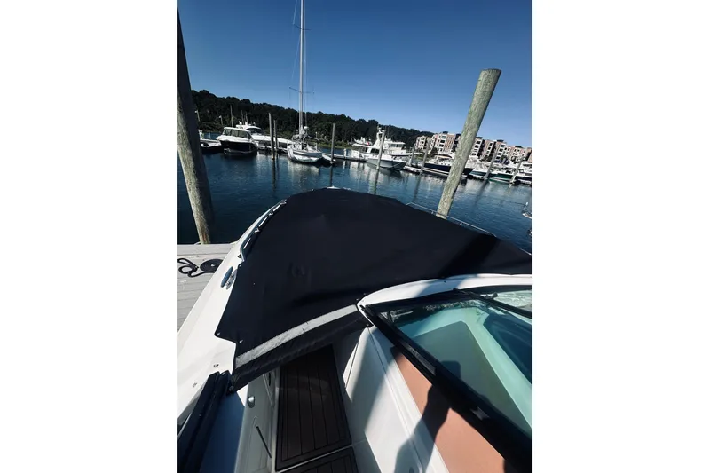 Slide: The Image of Cruisers 328 Bow Rider 2015 - 17