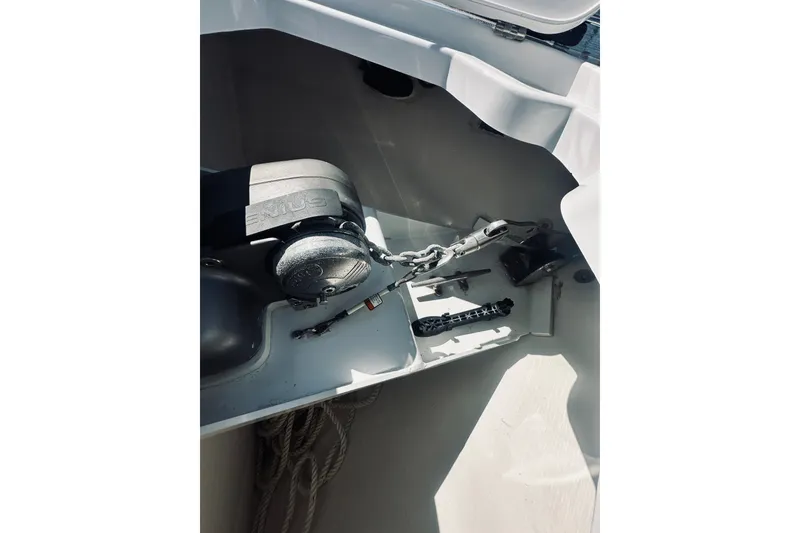 Slide: The Image of Cruisers 328 Bow Rider 2015 - 15