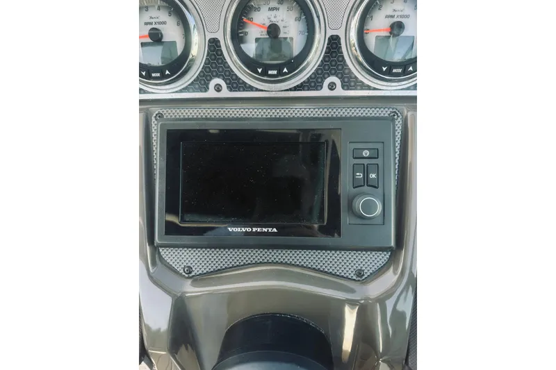 Slide: The Image of Cruisers 328 Bow Rider 2015 - 52