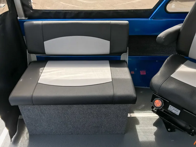 Slide: The Image of North River 21 Seahawk 2026 - 13