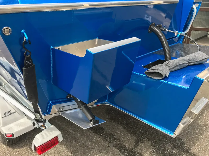 Slide: The Image of North River 21 Seahawk 2026 - 21