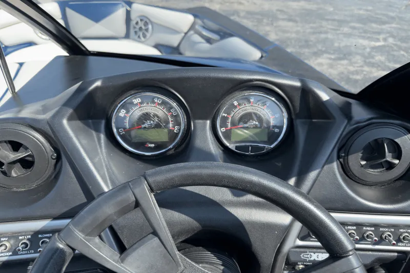 Slide: The Image of Axis A20 2015 - 16