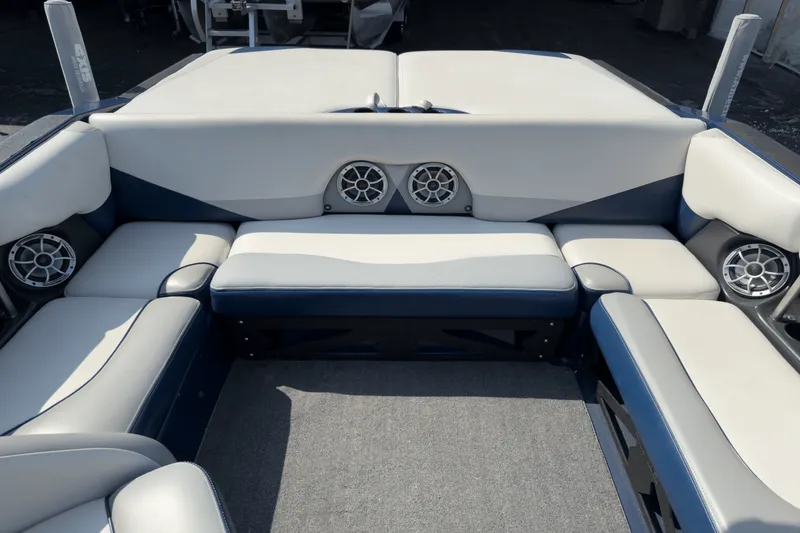 Slide: The Image of Axis A20 2015 - 5