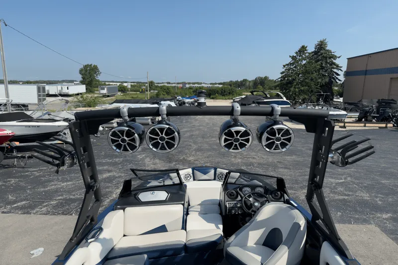 Slide: The Image of Axis A20 2015 - 7