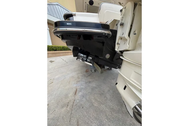 Slide: The Image of Scout 305 LXF 2021 - 10