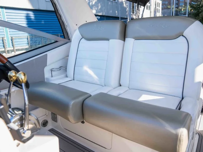 Slide: The Image of Sea Ray 310 SUNDANCER 2007 - 24