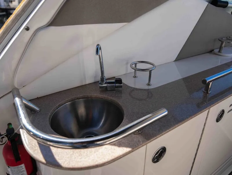Slide: The Image of Sea Ray 310 SUNDANCER 2007 - 12