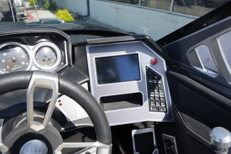 Slide: The Image of Mastercraft XT22 2019 - 23