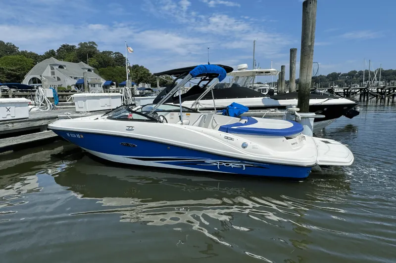 Slide: The Image of Sea Ray 185 Sport 2012 - 2