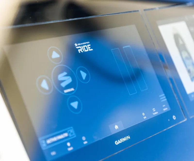 Slide: The Image of Garmin display on 2026 Scout 260 LXF with Seakeeper Ride. - 10