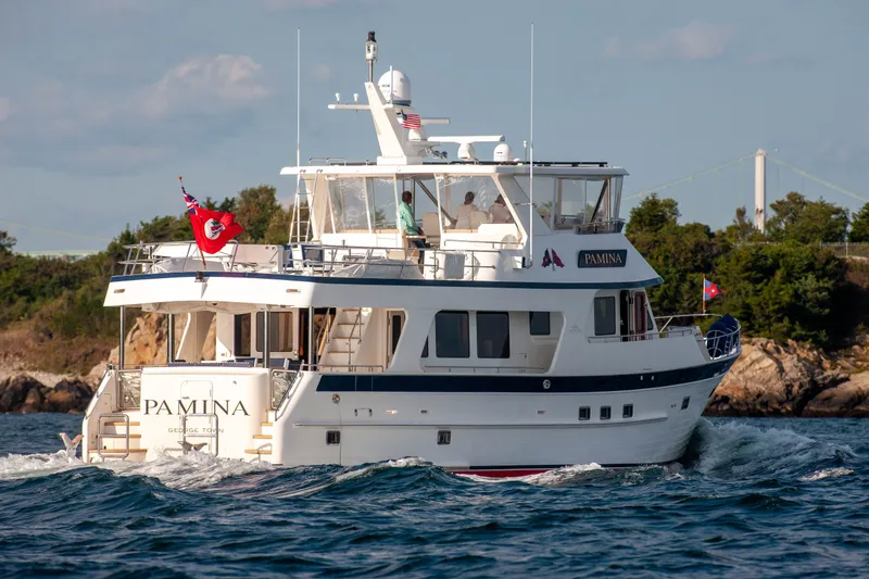 Slide: The Image of Outer Reef CLASSIC 70 MOTOR YACHT 2013 - 77