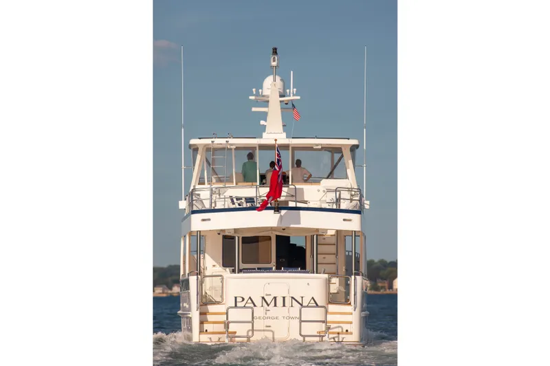Slide: The Image of Outer Reef CLASSIC 70 MOTOR YACHT 2013 - 83