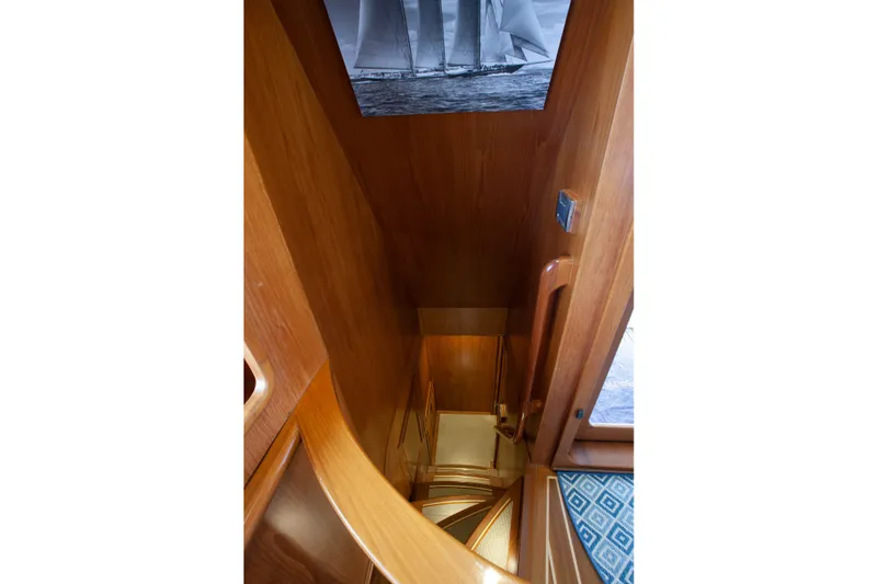 Slide: The Image of Outer Reef CLASSIC 70 MOTOR YACHT 2013 - 38