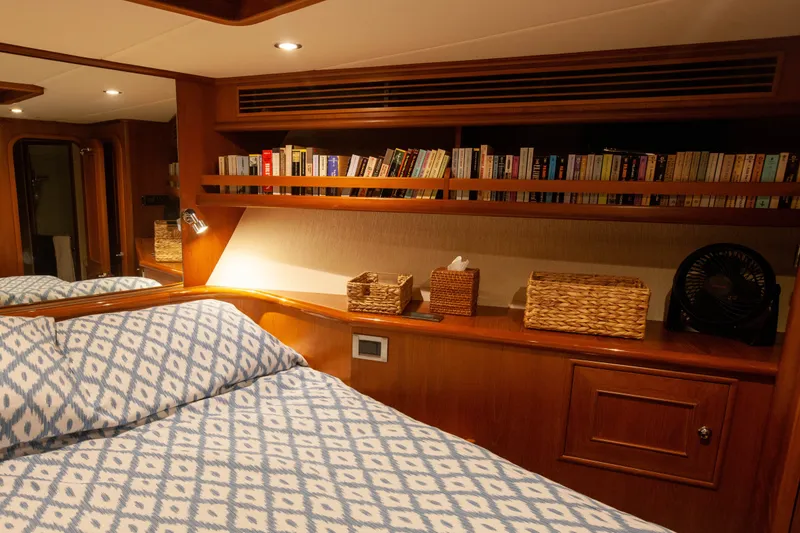 Slide: The Image of Outer Reef CLASSIC 70 MOTOR YACHT 2013 - 49