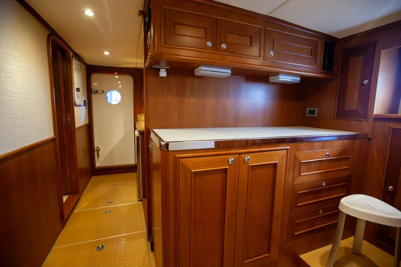 Slide: The Image of Outer Reef CLASSIC 70 MOTOR YACHT 2013 - 57