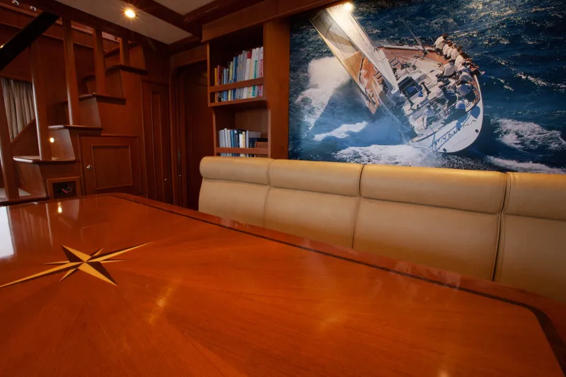 Slide: The Image of Outer Reef CLASSIC 70 MOTOR YACHT 2013 - 28