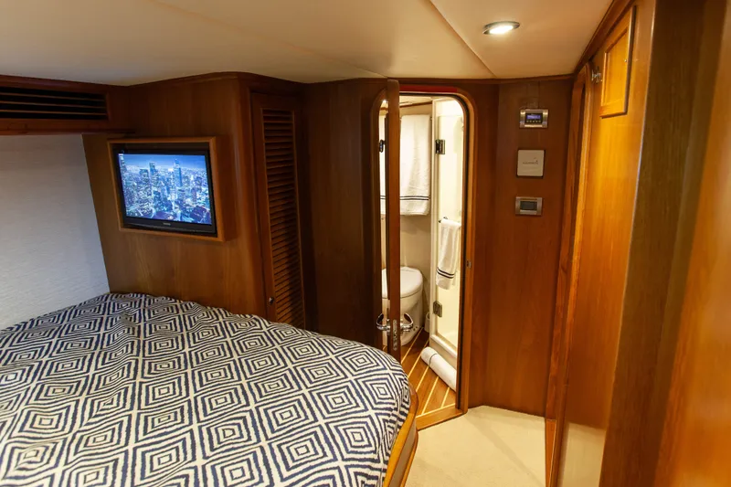 Slide: The Image of Outer Reef CLASSIC 70 MOTOR YACHT 2013 - 61