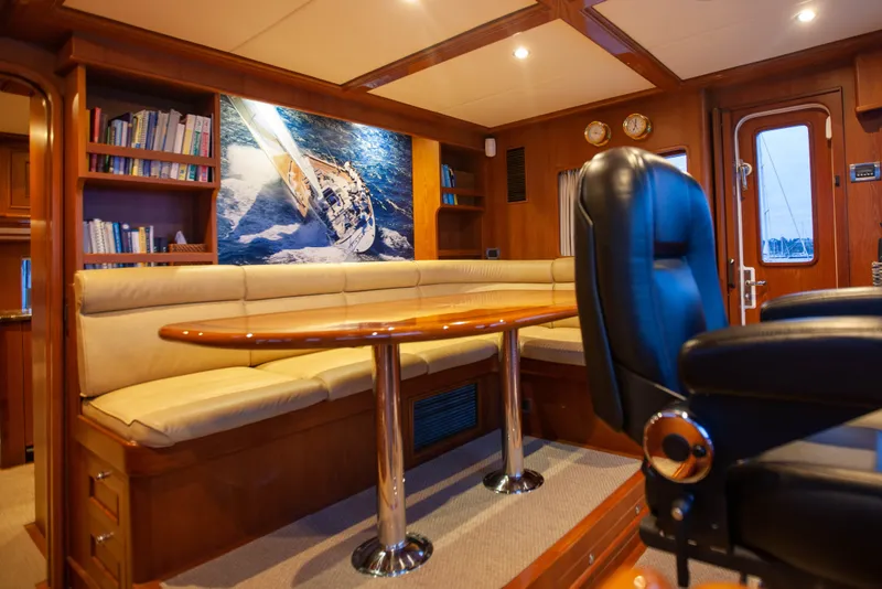 Slide: The Image of Outer Reef CLASSIC 70 MOTOR YACHT 2013 - 29