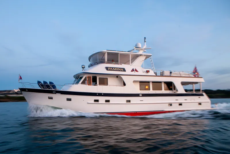 The Image of Outer Reef CLASSIC 70 MOTOR YACHT 2013 - 0