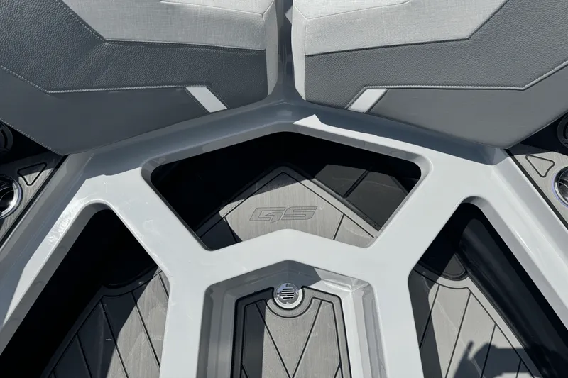 Slide: The Image of Nautique GS24SUPER AIR 2026 - 40