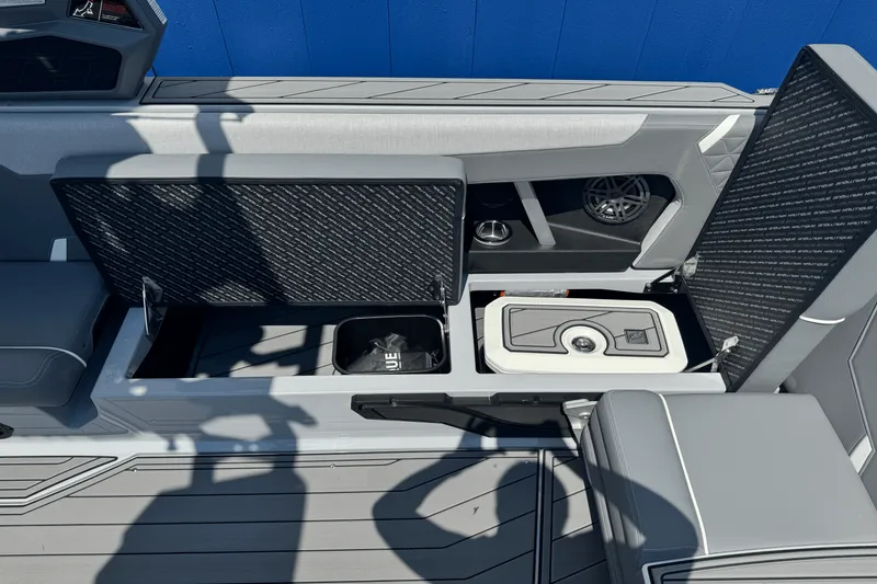 Slide: The Image of Nautique Super Air Nautique GS24 2026 - 19