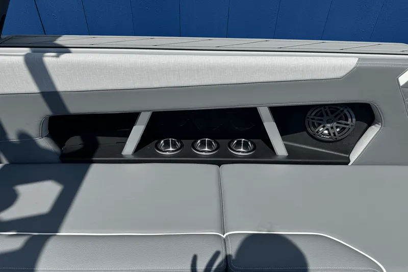 Slide: The Image of Nautique Super Air Nautique GS24 2026 - 21