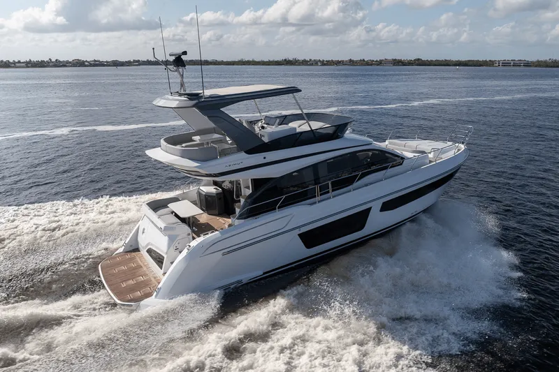 Slide: The Image of Azimut Fly 53 2026 - 71