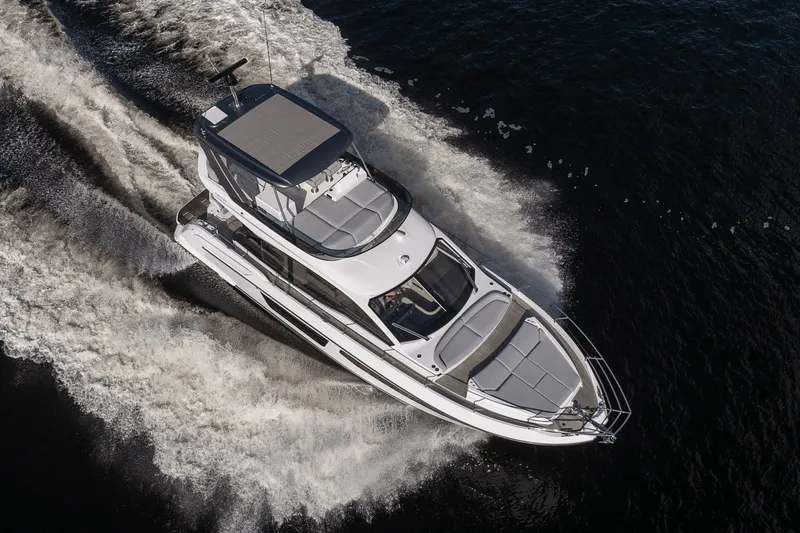 Slide: The Image of Azimut Fly 53 2026 - 72