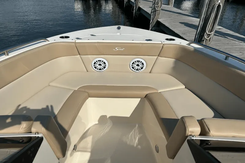 Slide: The Image of Scout 215 DORADO 2022 - 26