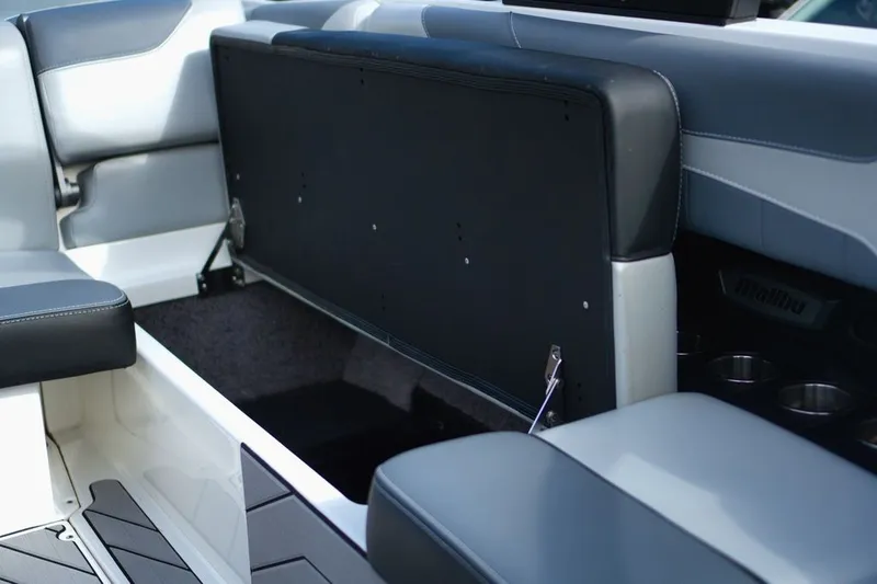 Slide: The Image of Malibu WAKESETTER 23LSV 2019 - 17
