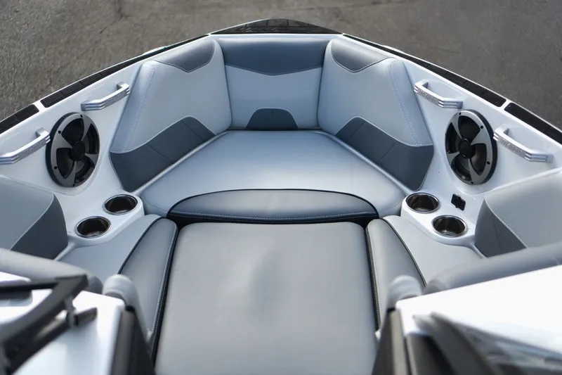 Slide: The Image of Malibu WAKESETTER 23LSV 2019 - 13