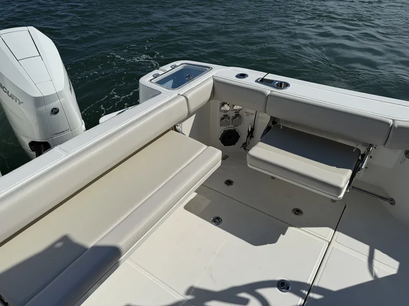 Slide: The Image of Boston Whaler 325 Conquest 2026 - 7